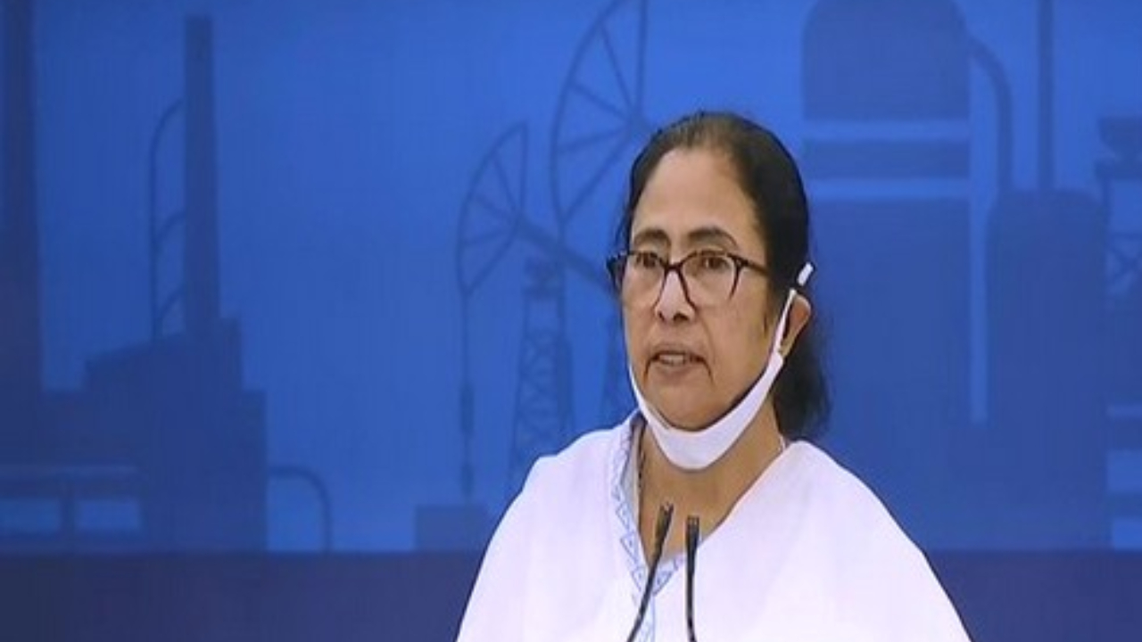 Mamata Banerjee speaks to Sharad Pawar, expresses support after arrest of Nawab Malik
